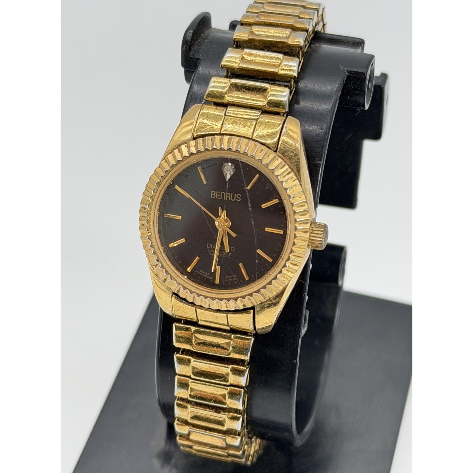 Vintage 1980s BENRUS Diamond Quartz Gold Tone Elastic Watch Japan Untested