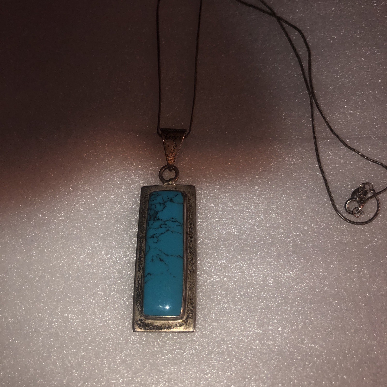 Mexican sterling silver turquoise pendant From Bale 2 1/2 Inches Long Chain 18