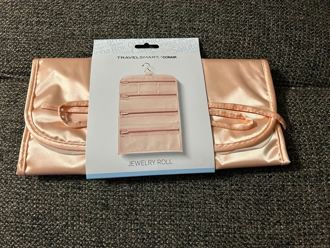 Travel Smart by Conair Satin Jewelry Roll Pink 6-Pocket Hanging Hook