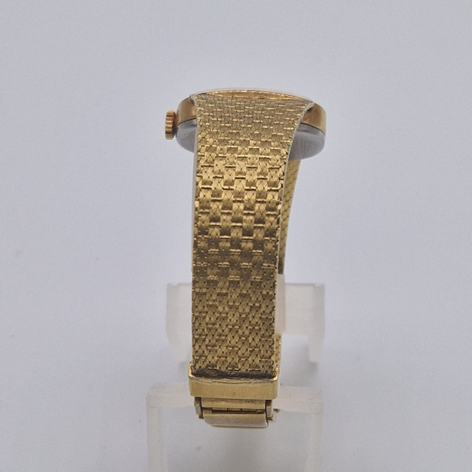 Vintage DELMA Ladies Swiss Mechanical Hand-Wind Watch 17 Jewels Gold Tone