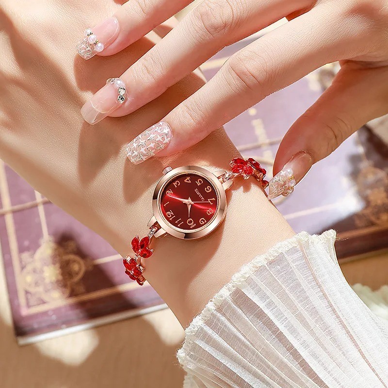 Luxury Women Quartz Watch Rhinestone Bracelet Elegant Ladies Gift (no Box)