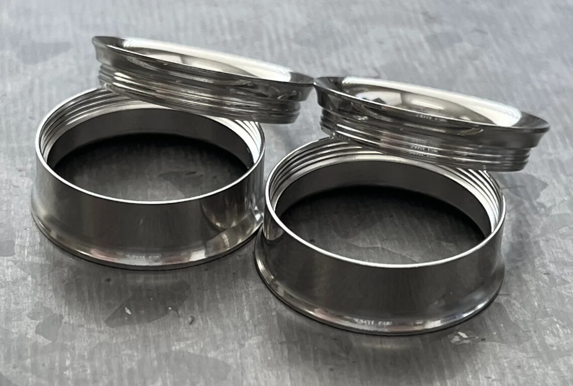 PAIR Solid Surgical Steel Internally Threaded Tunnels Plugs Earlets Gauges
