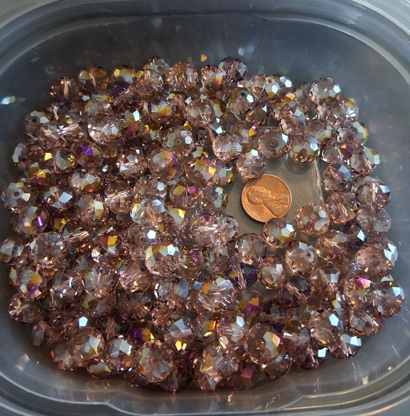 24 (10mm) Swarovski Austrian Crystal Beads LIGHT AMETHYST Lilac STUNNING