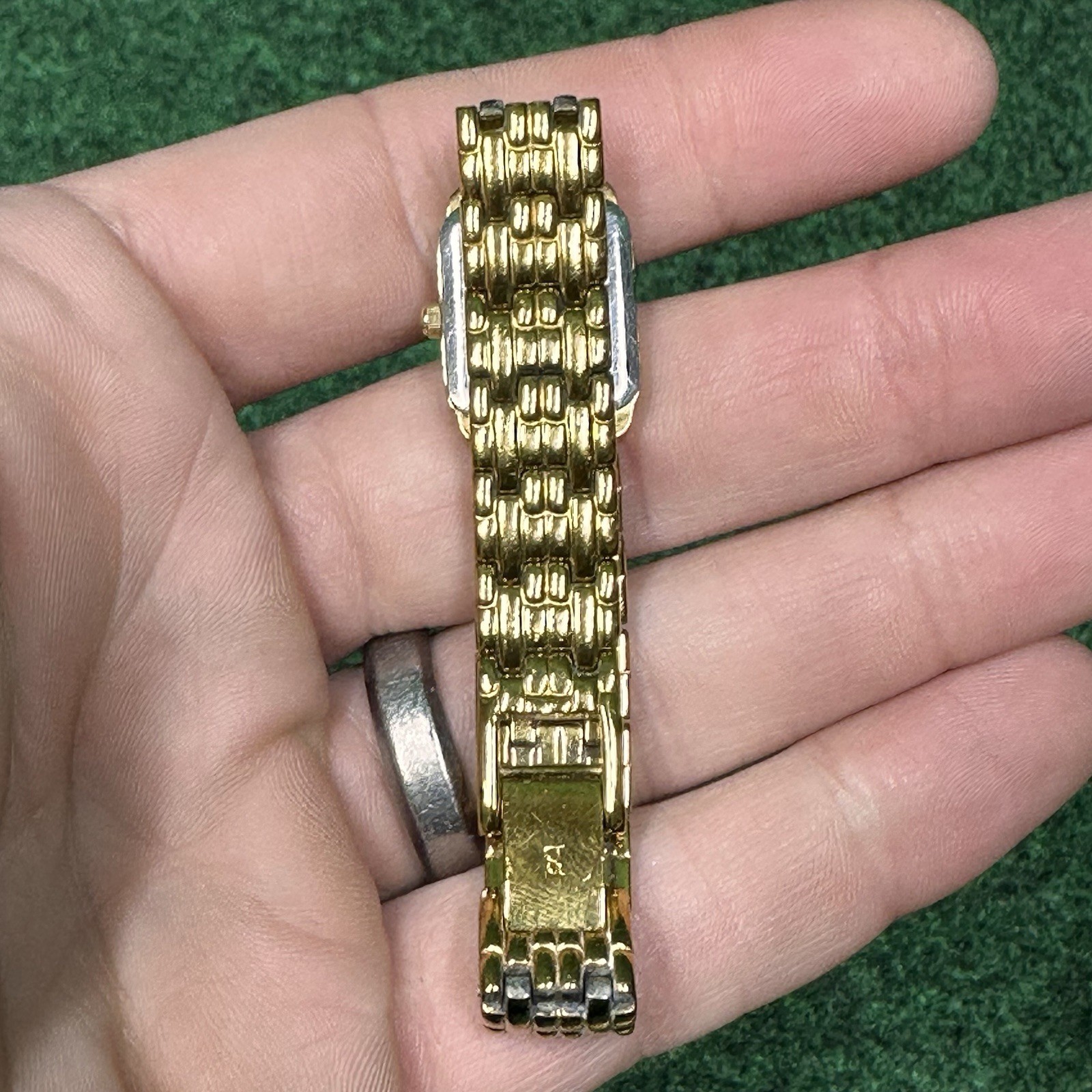 Vintage BULOVA Tank T8 Quartz NOT RUNNING
