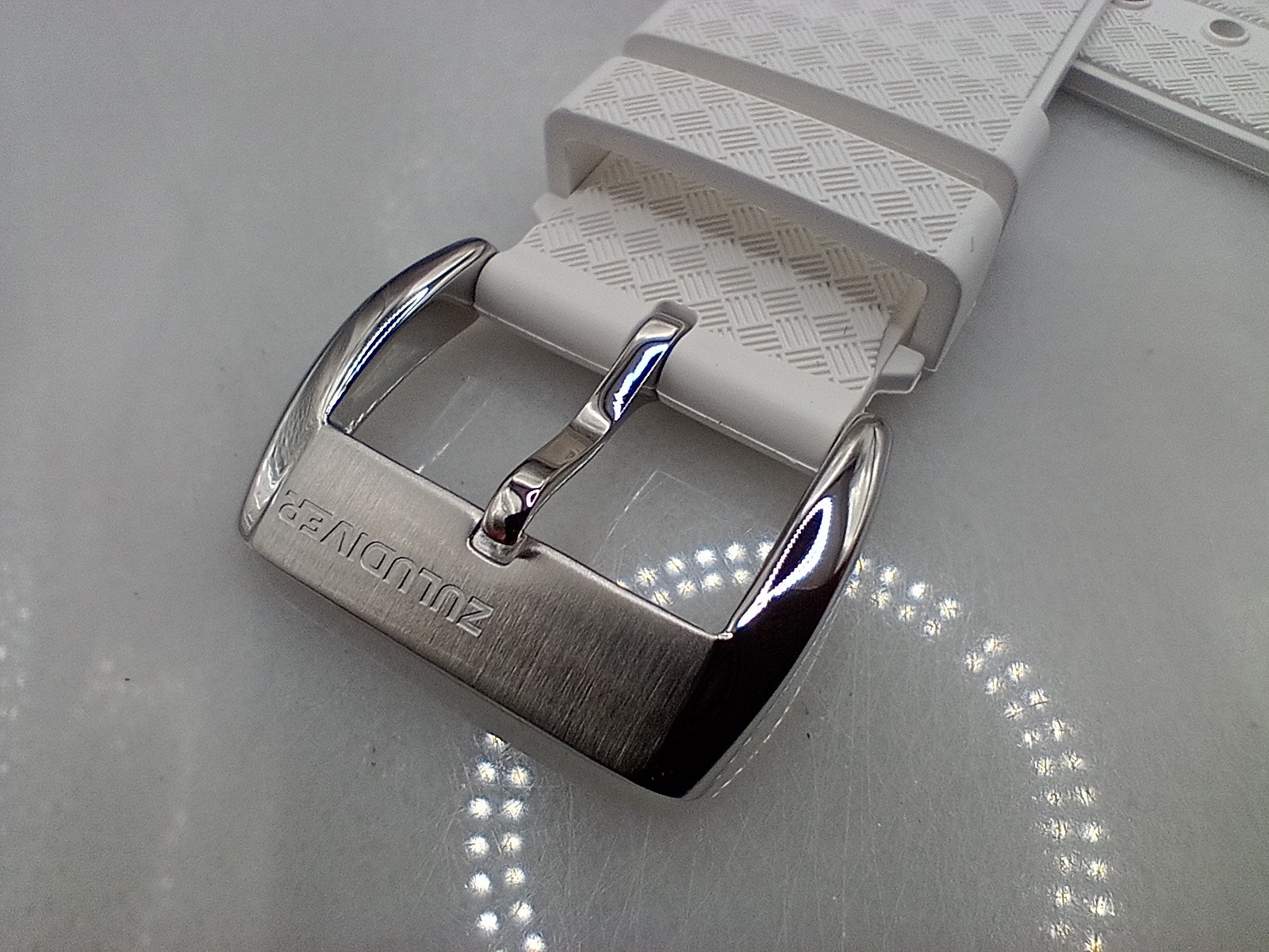 New 22mm Watchgecko Zuludiver HNBR Rubber Watch Strap White Quick Release 6B332