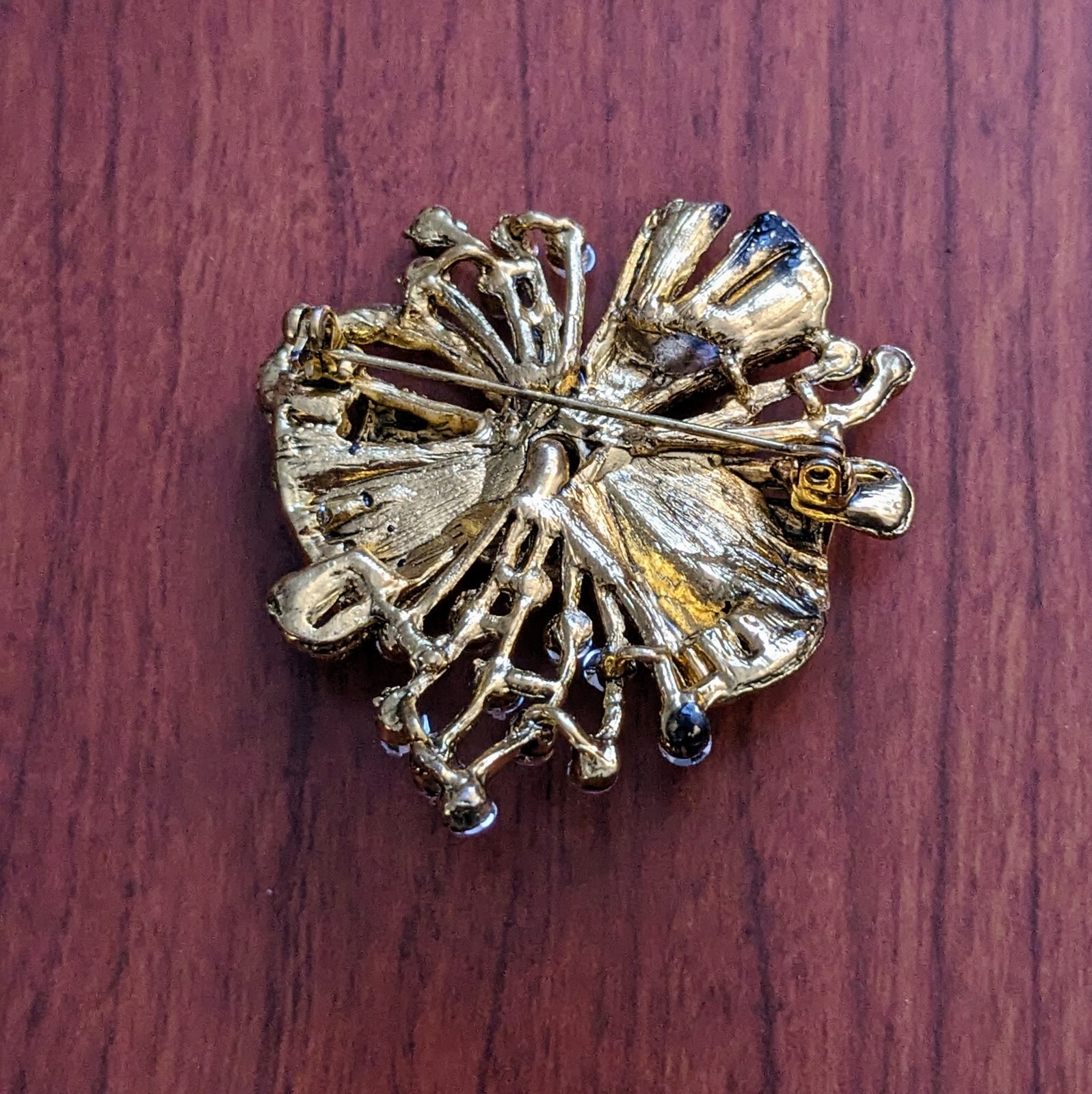 Vintage Brooch 2″ x 2.25″ Gold-Tone Metal Lavender Pink Rhinestones Elegant Pin