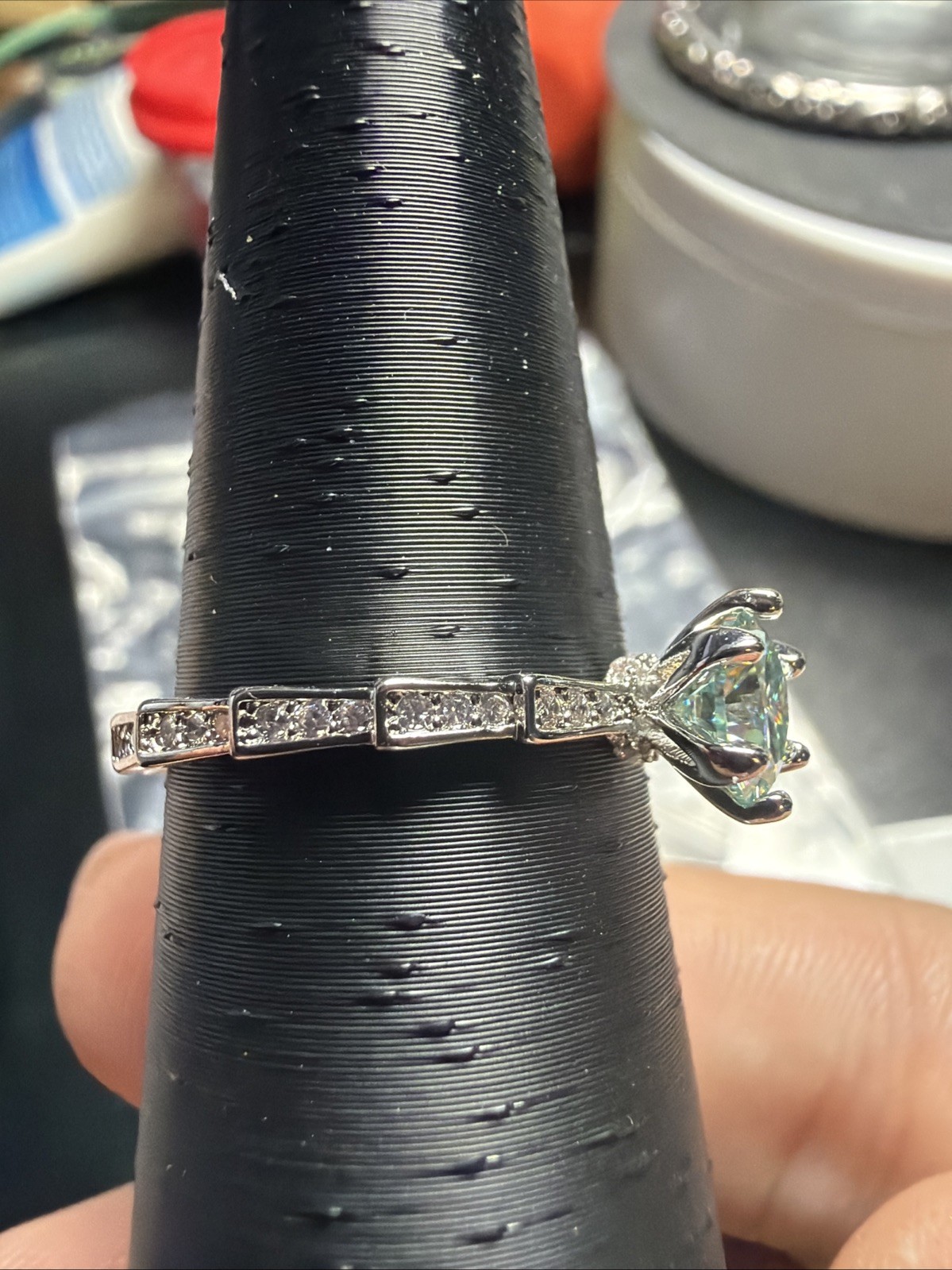 moissanite ring size 9 with papers! Fast Shipping!!