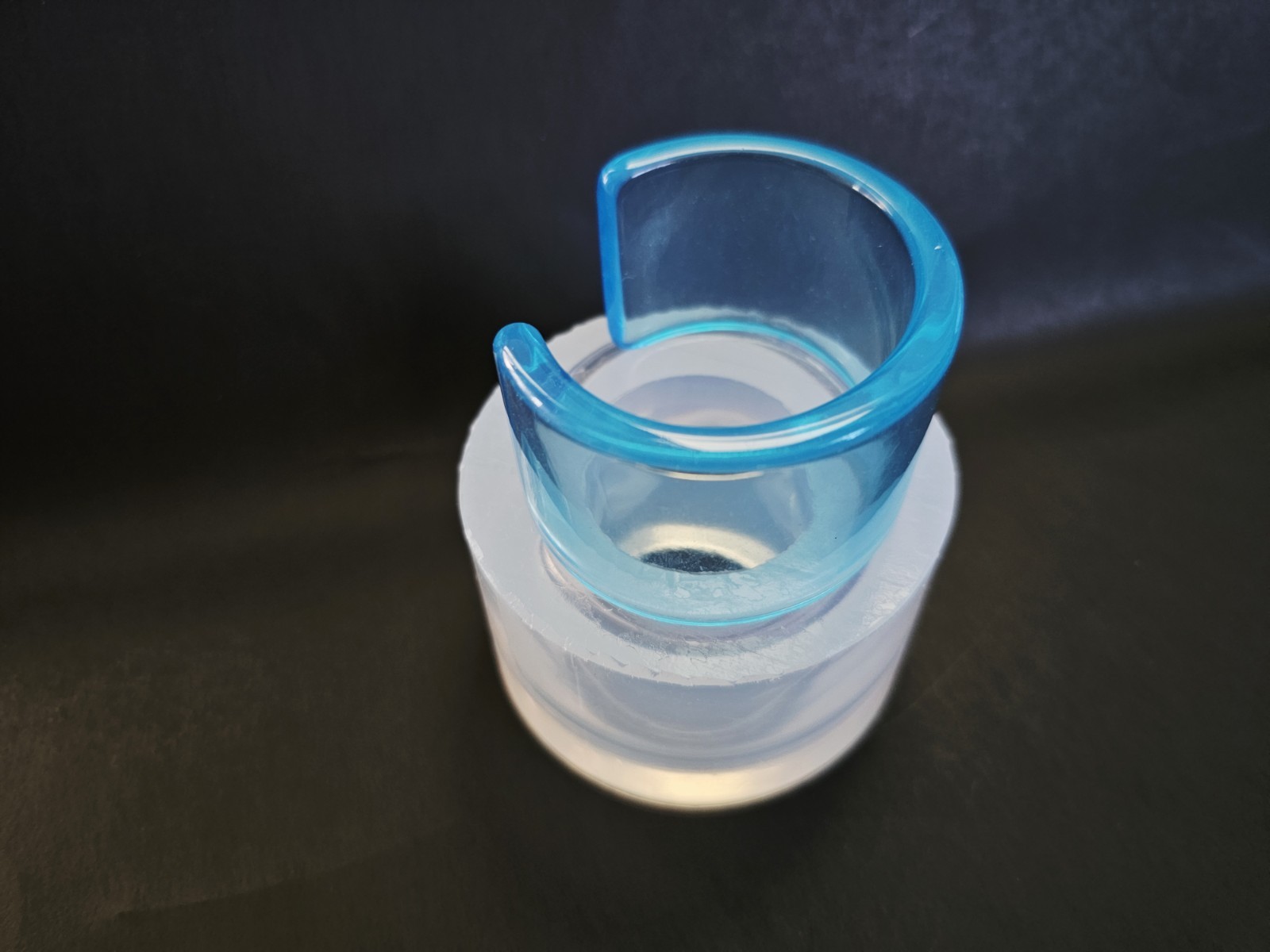 SMOOTH CUFF BRACELET CLEAR SILICONE MOLD, UNIQUE SHAPE BRACELET