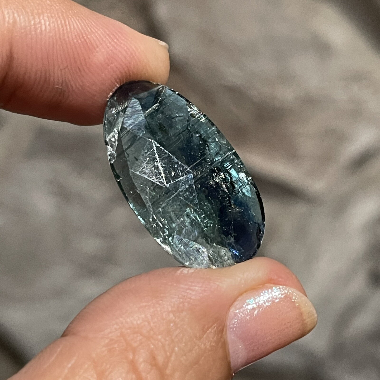 17.35ct 28×16.6×3.7mm Extra Shiny Large Teal Blue Rose Cut Kyanite Cabochon Gem