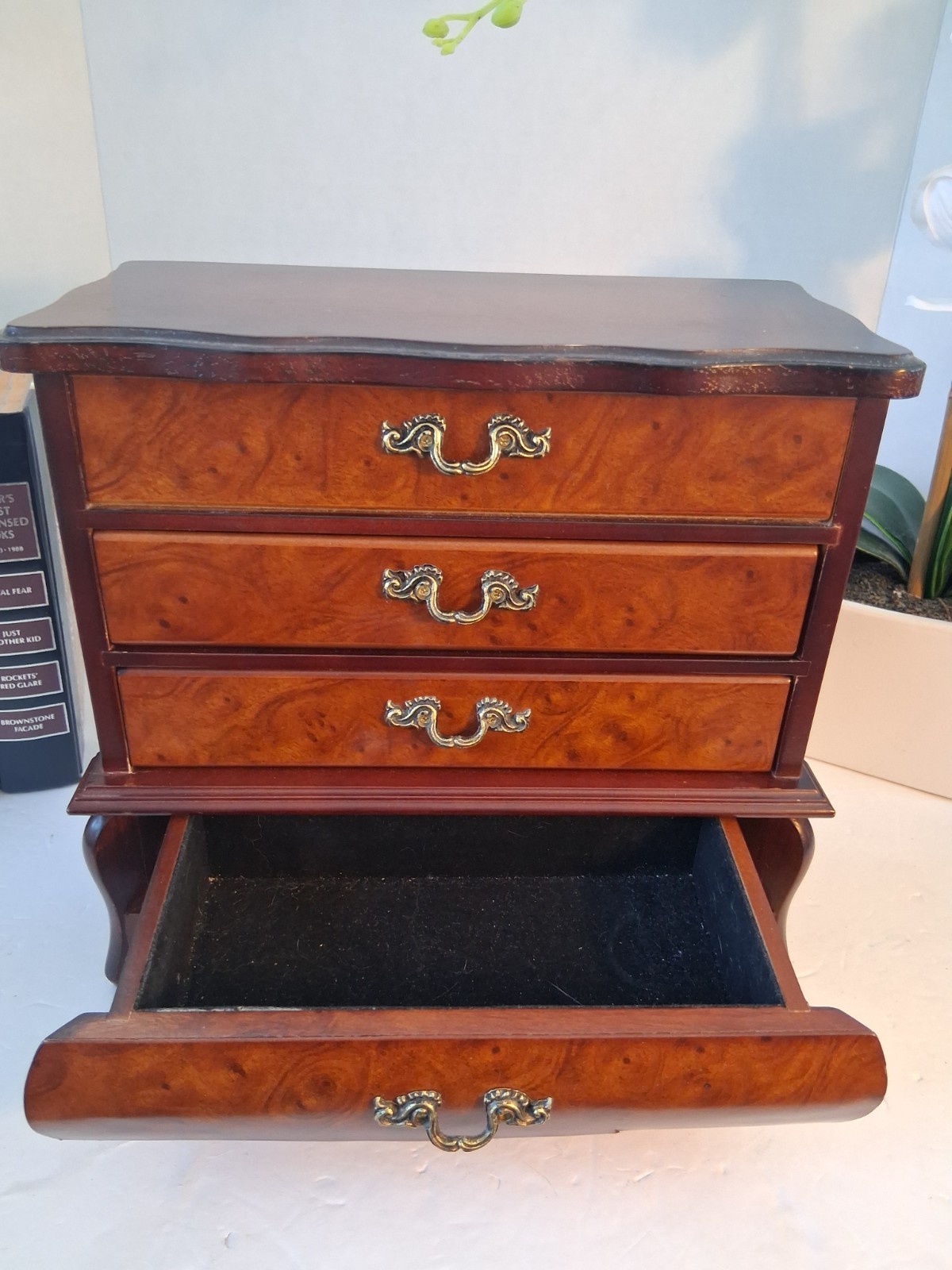 VTG ’90s “Powell” Wood Jewelry Bombe Chest; 4 Drawer Bombe Cabinet Burled Wood