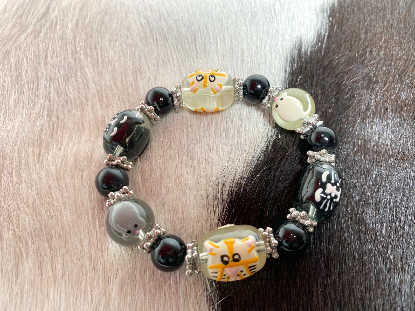 Cat Bracelets Cat Mom Cat Lady Glass Beaded Stretch Bracelet Black and White