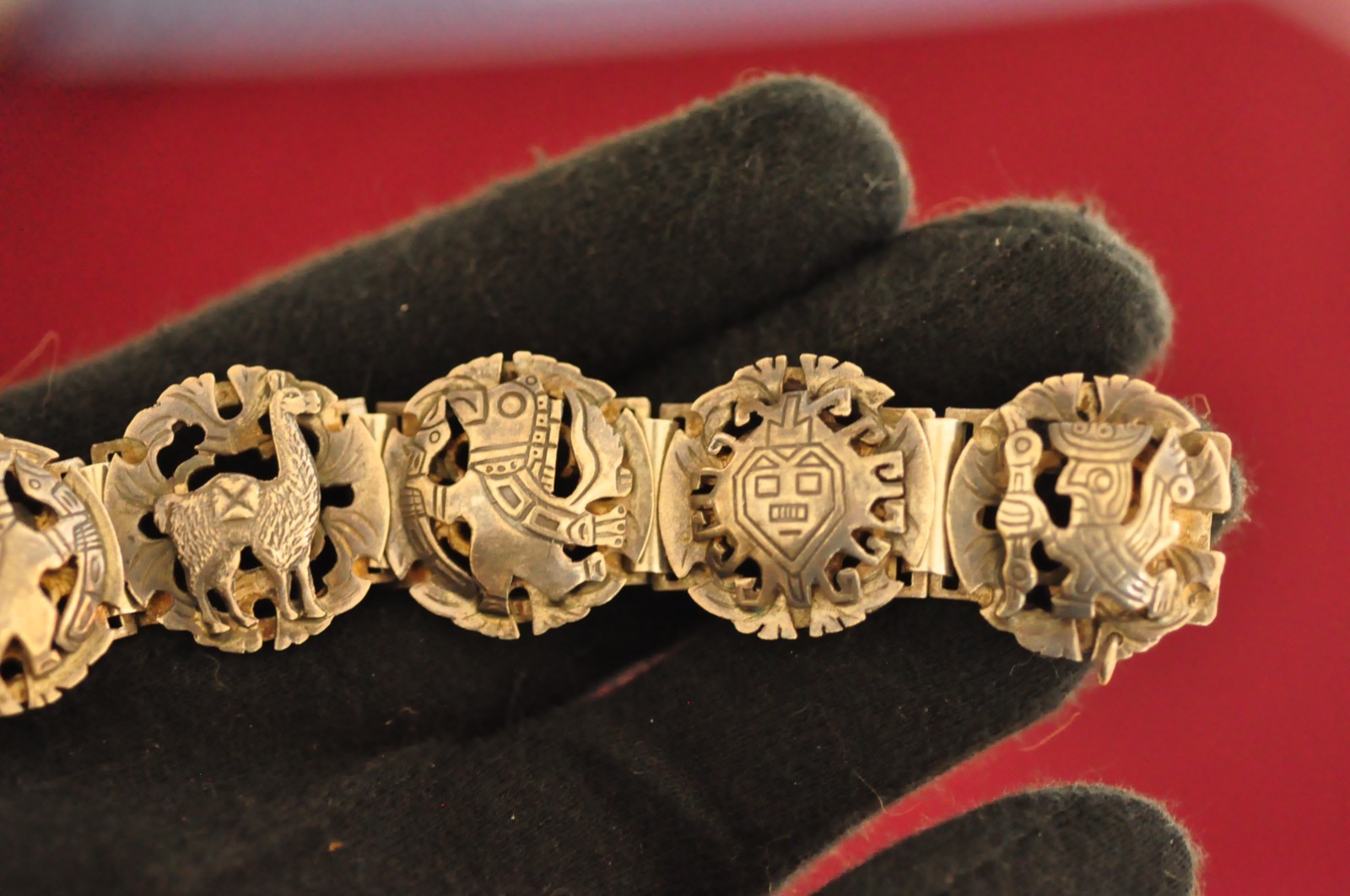 Vintage Cuzco Peru Sterling Silver Bracelet – 7.5″ – 42g – Signed 925 Inca Motif