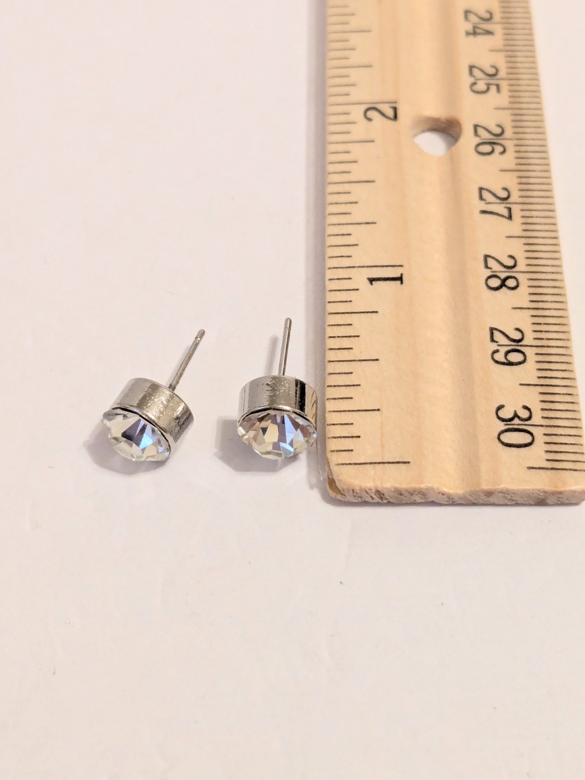 Silver Tone Faceted Glass Round Stud Earrings. Minimalist. Modern. 1/4″.