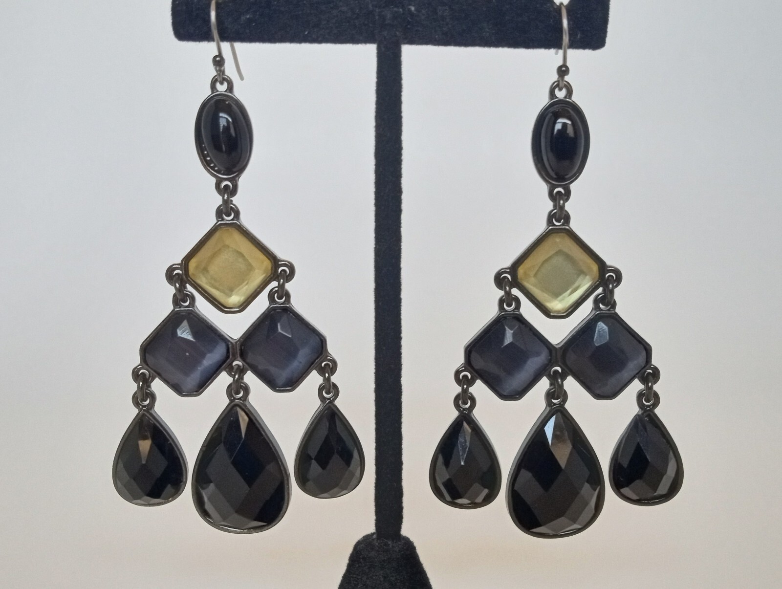 LC Liz Claiborne Chandelier Statement Earrings Black Gray & Yellow Glass 3.5 in