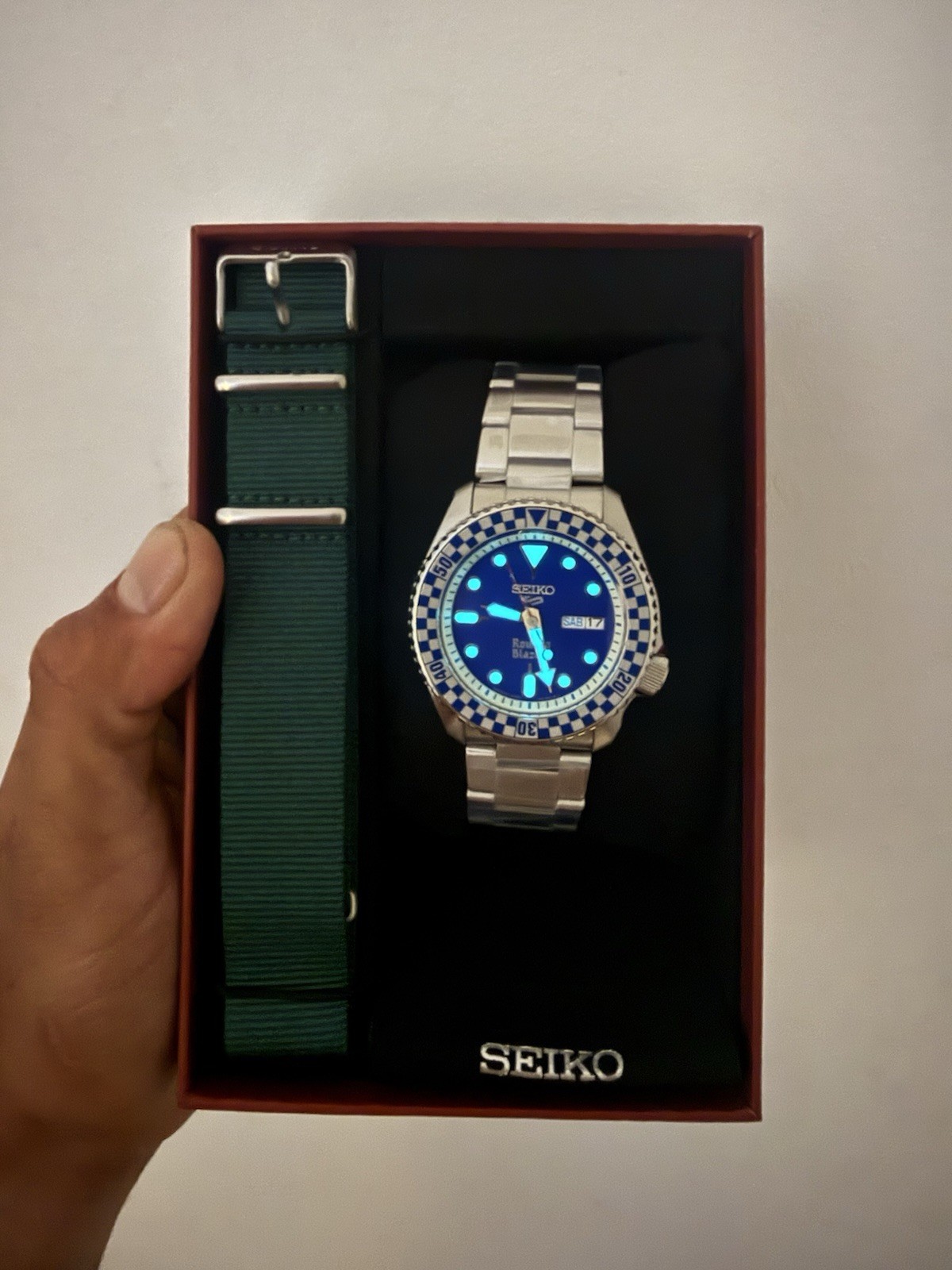 Seiko 5 x Rowing Blazers Blue Dial Auto Day/Date 100m Box Papers 2 Straps