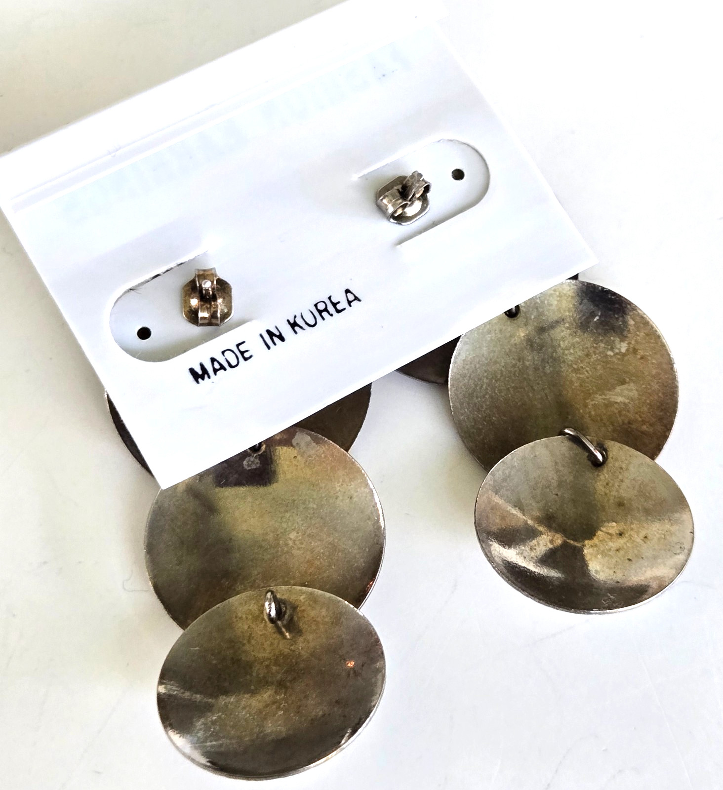 Vintage 3 Tapered Disc Link Silver Tone Dangle Pierced Earrings 2-1/8″ in Card