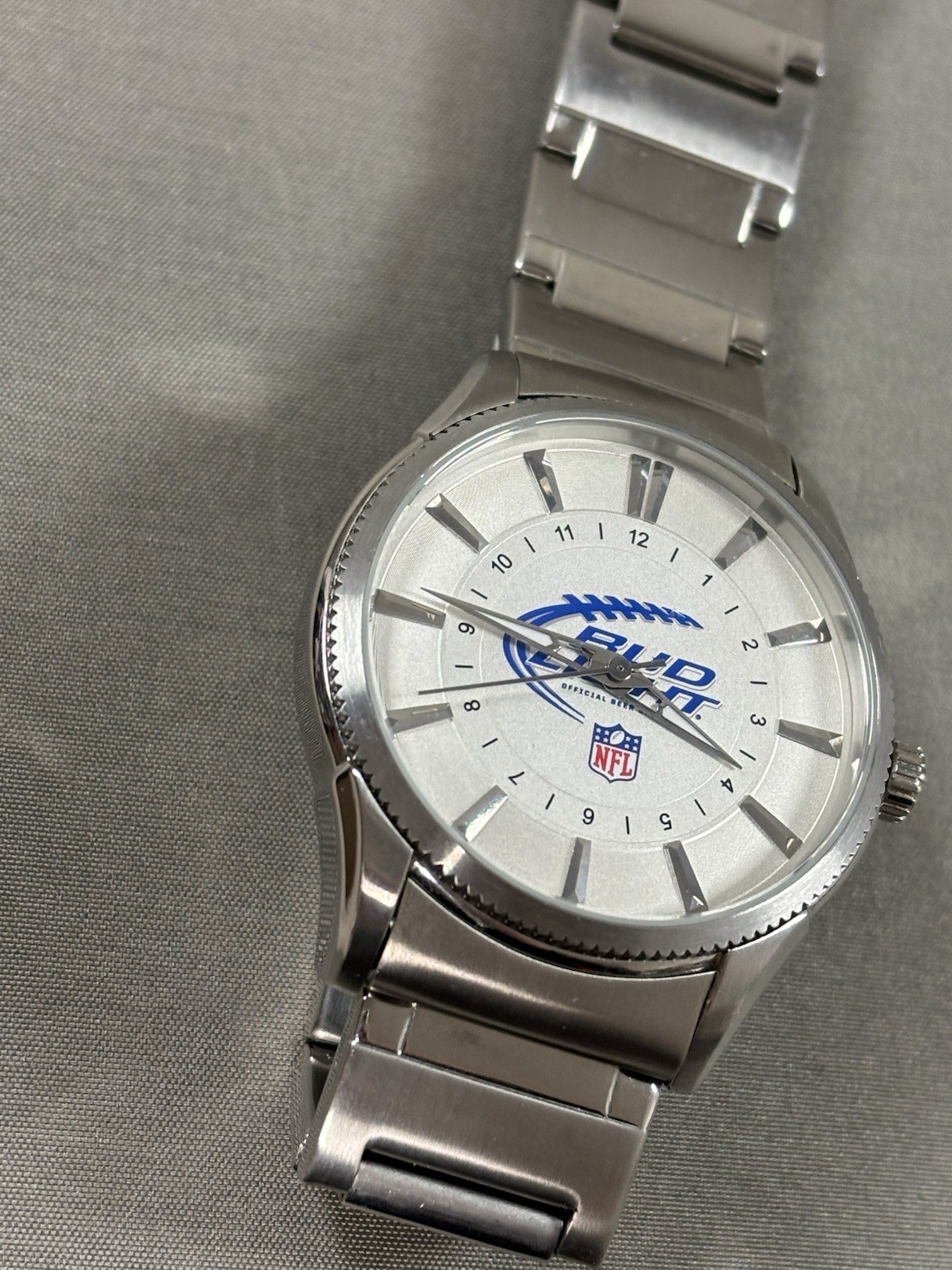 Fossil Bud Light PR-5369 NFL Football Beer Sponsor Mens Watch New Battery 43MM