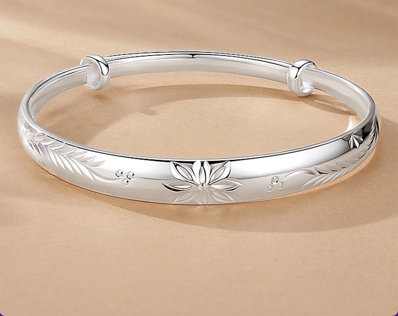 Vintage Handmade 925 Sterling Silver Lucky Flower Bracelet Hand Bangle