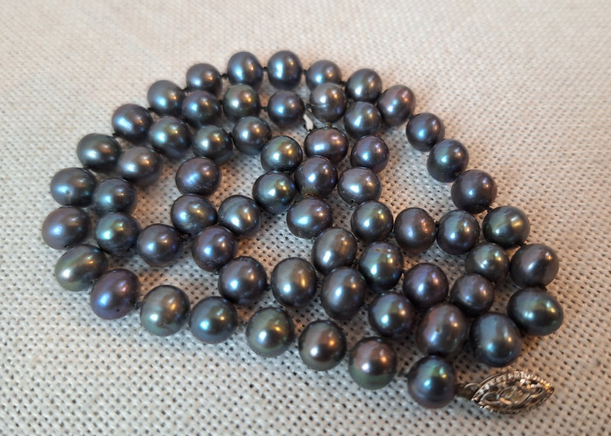 Peacock Pearl Necklace 14k White Gold Clasp Approx 5mm 18” Brand pJs
