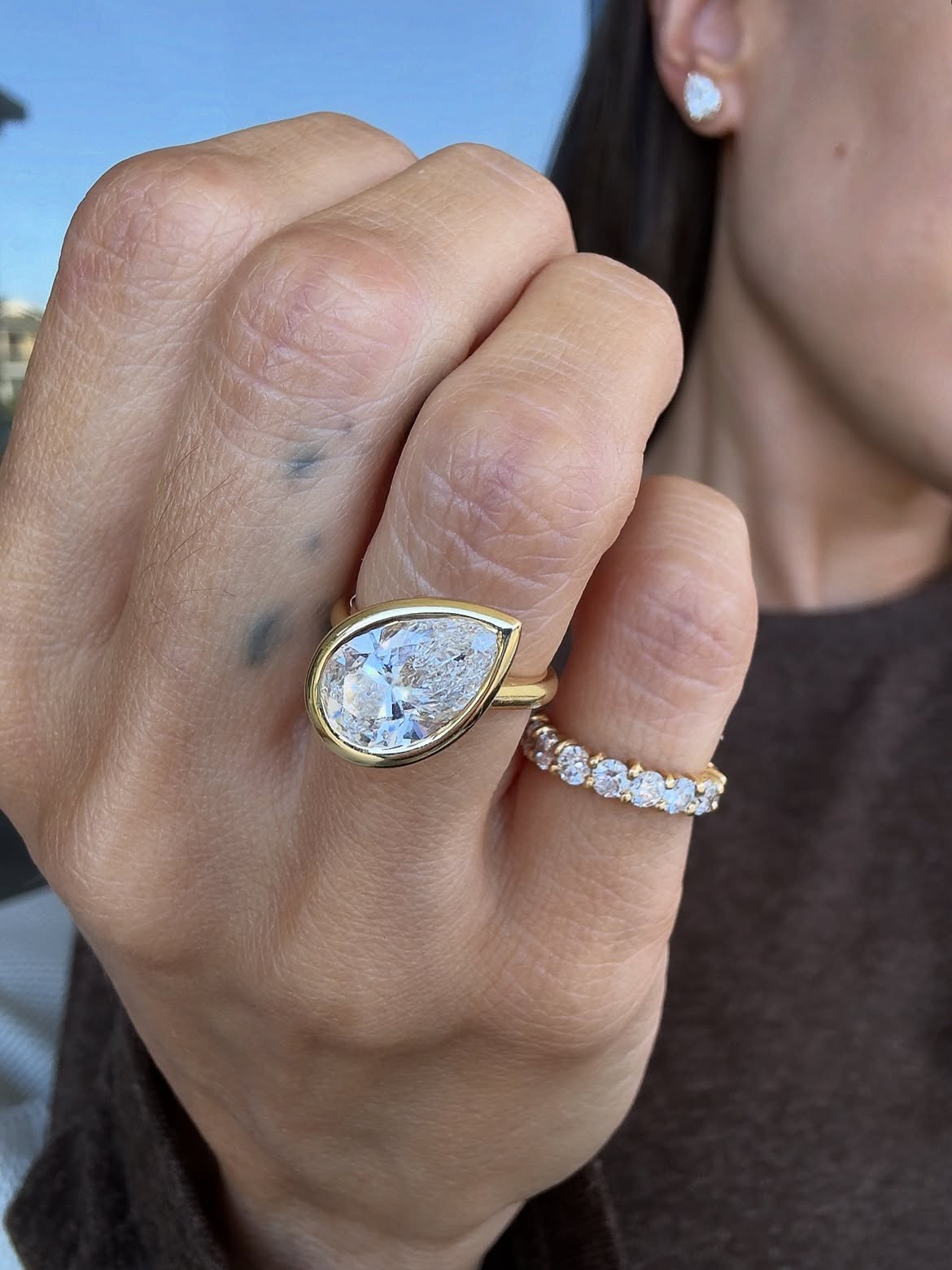 2.00 Carat Pear Cut Lab Grown Diamond Engagement Ring Solid 14K Yellow Gold