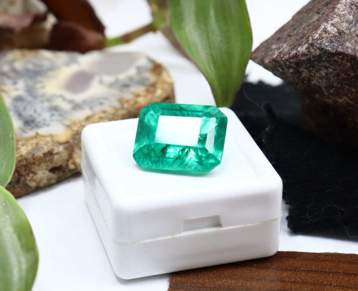 14Ct Natural Green Emerald Gemstone | Emerald Cut Loose Stone | 14.7×12.1×7.4mm