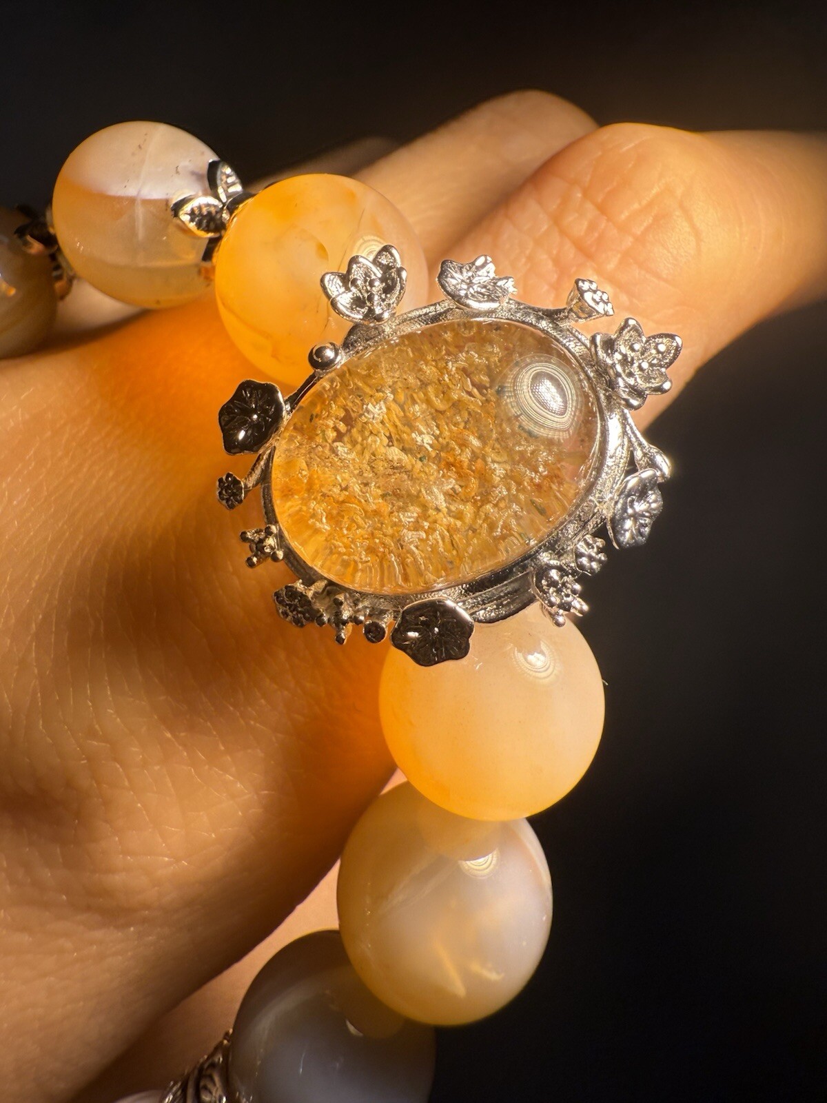 12.3mm 44g Natural Sugar Alashan Agate/Top grade Phantom Quartz Charm Bracelet