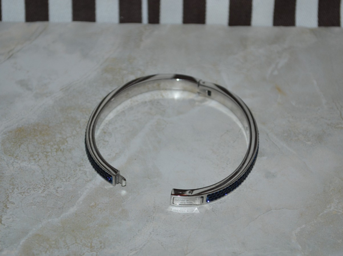Henri Bendel Rocks Skinny Bangle – Size Petite