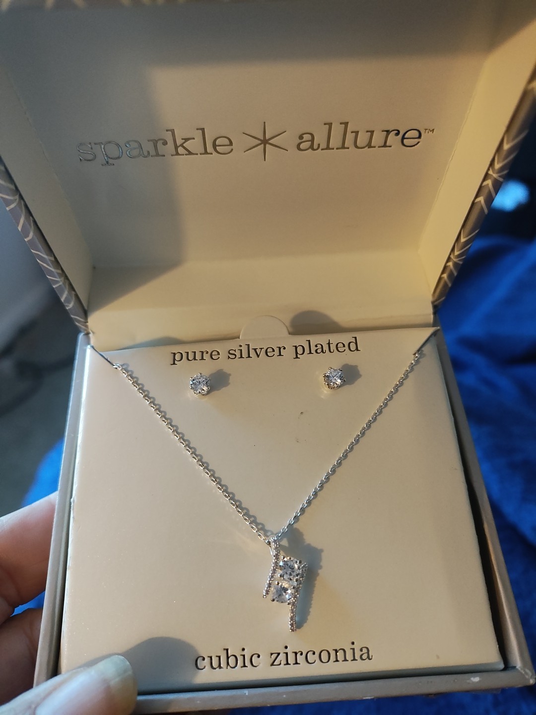 Women Fashion Silver Plated Sparkle Allure Cubic Zirconia Necklace &Earrings Set