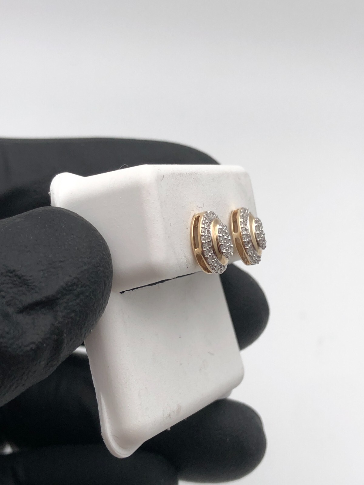 Oval Shaped 10k Yellow Gold Earrings with 0.20ctw of Diamonds 1.1 gram