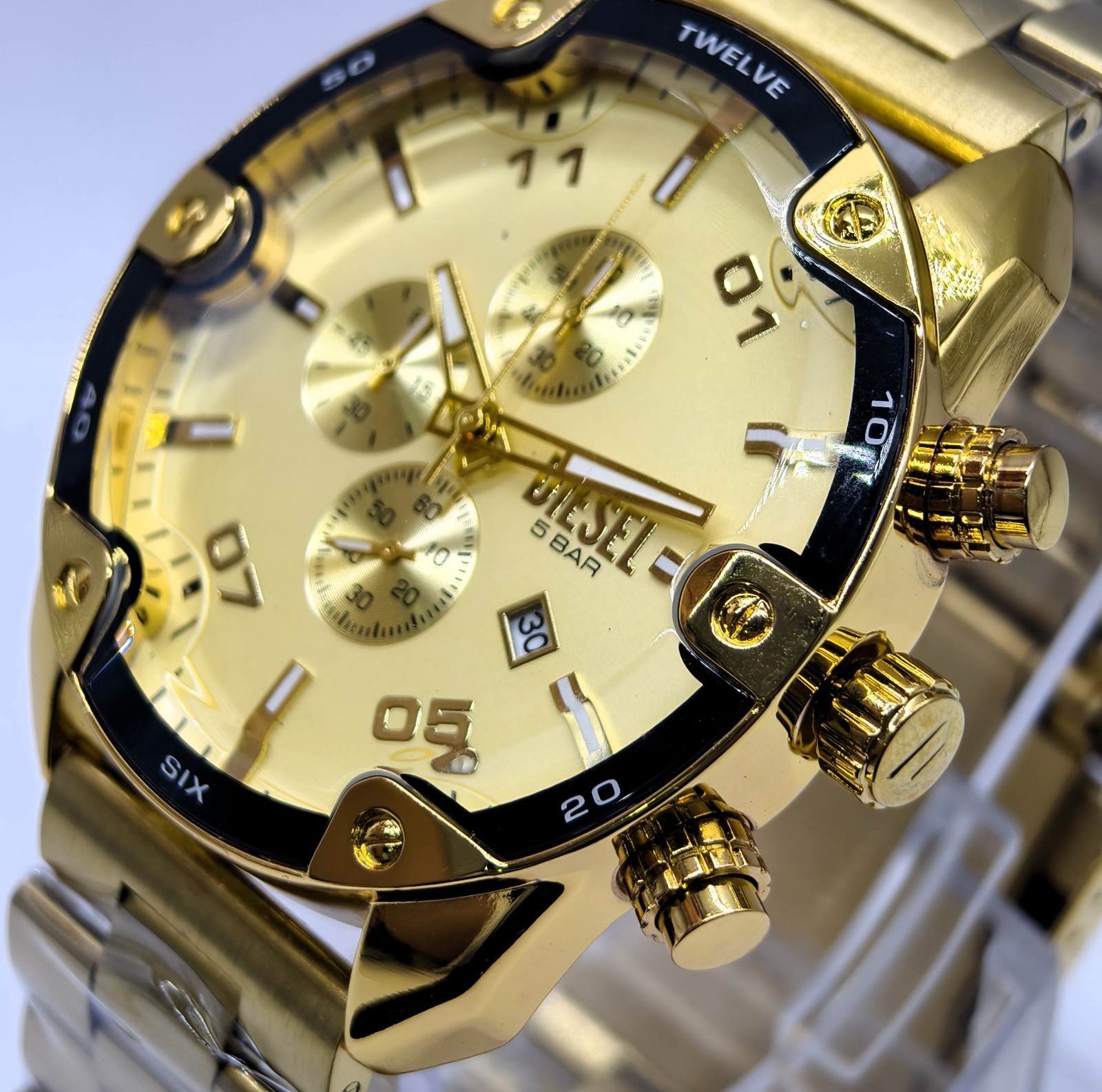 Diesel Spiked Chronograph Date Indicator Gold Dial Quartz Men’s Wrist Watch