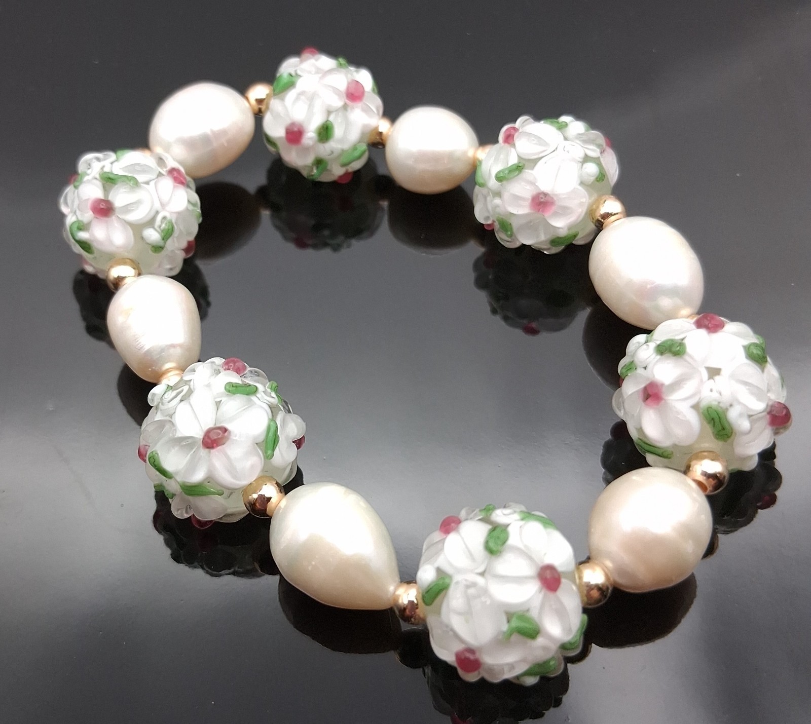 White Lampwork White Baroque Freshwater Pearls 14/20 YGF Spacers Beaded Bracelet