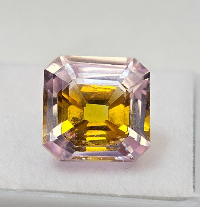 Pitambari Sapphire 10+ Ct Asscher Cut Bi-Colour Natural Certified Loose Gemstone