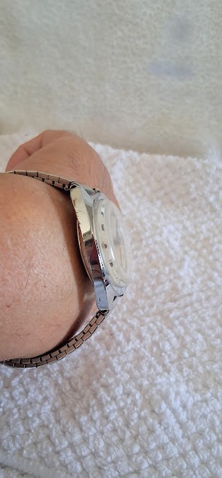 Vintage Timex Electric Dynabeat Mens Watch All Silver Tone With Day-Date SS Band