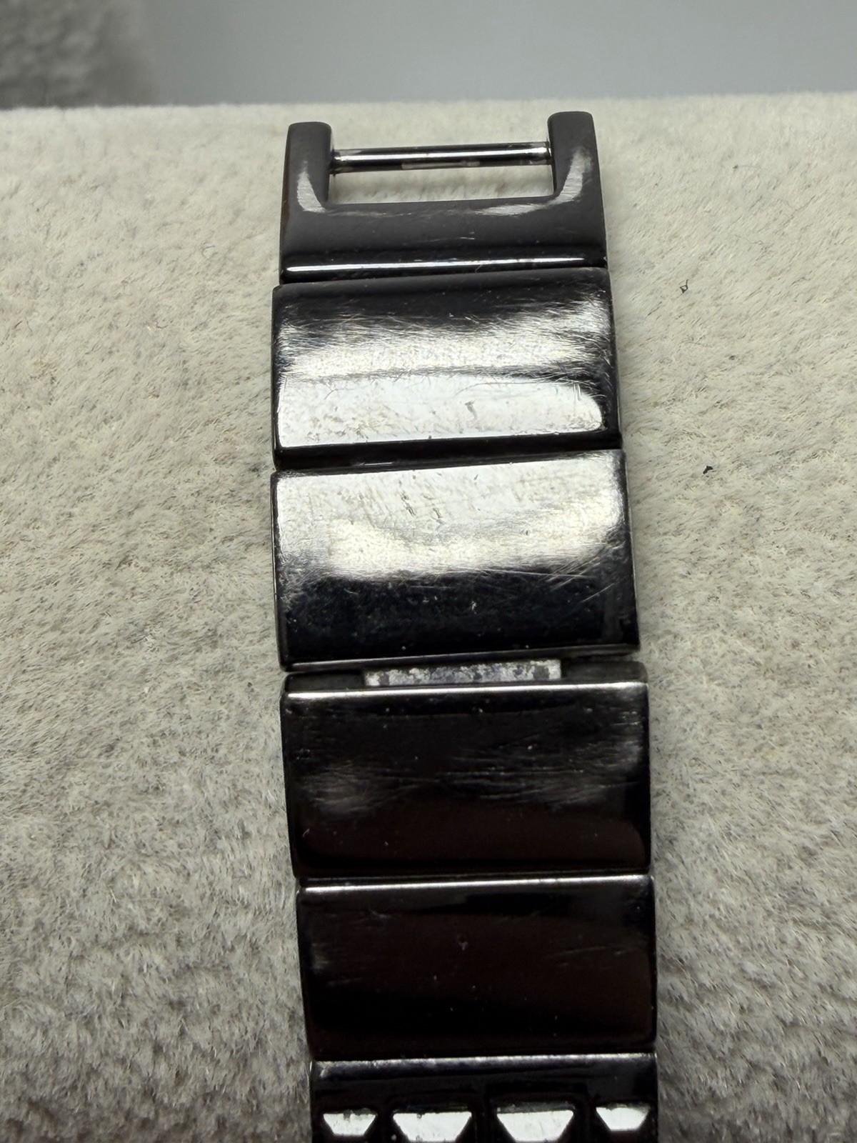 DKNY NY-3897 New Battery Ladies Watch Black Crystals 12MM 6″ Solid Stainless