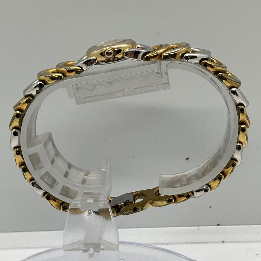 Excellent condition, fully functional Seiko women’s two-tone bangle watch.