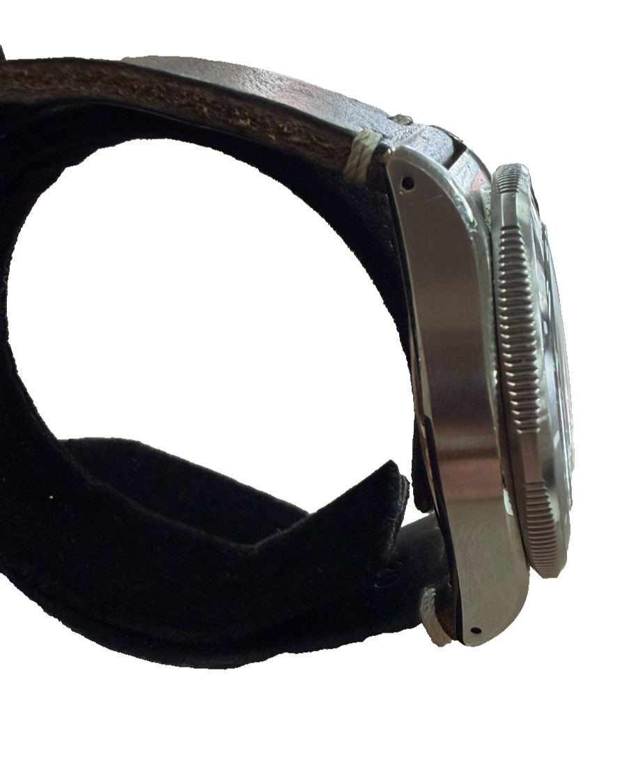 Dietrich Missions Maritime Skin Diver 2 SD-2 Black Dial w/ Horween Leather Strap