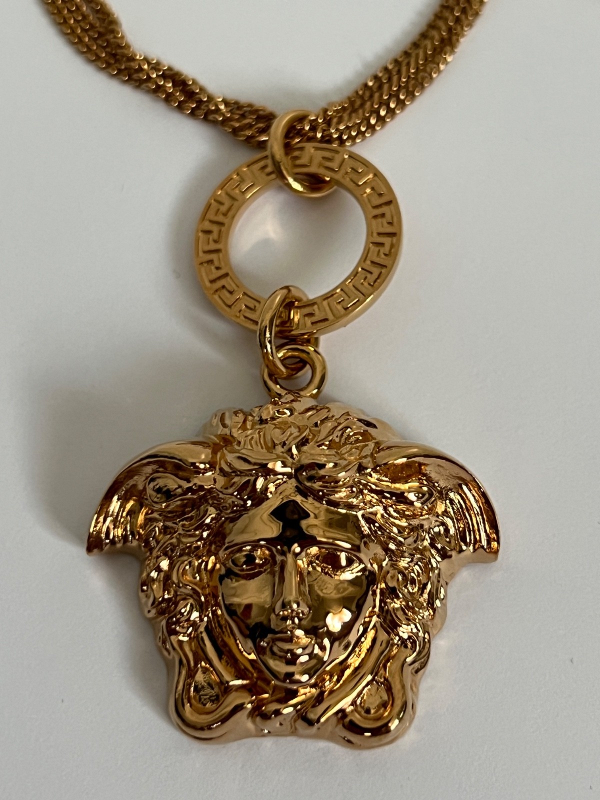 NWT Versace Medusa Head Large 3D Logo Charm Greek Key Gold Chain Bracelet $1295
