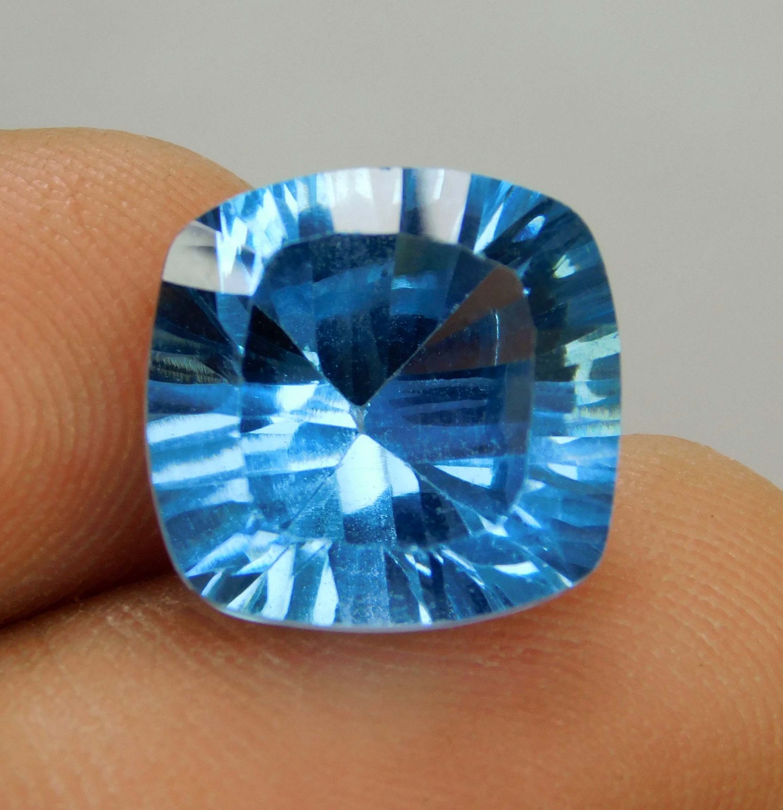 11.05 Ct Natural Mogok Blue Green Spinel Cushion Cut Certified Loose Gemstone