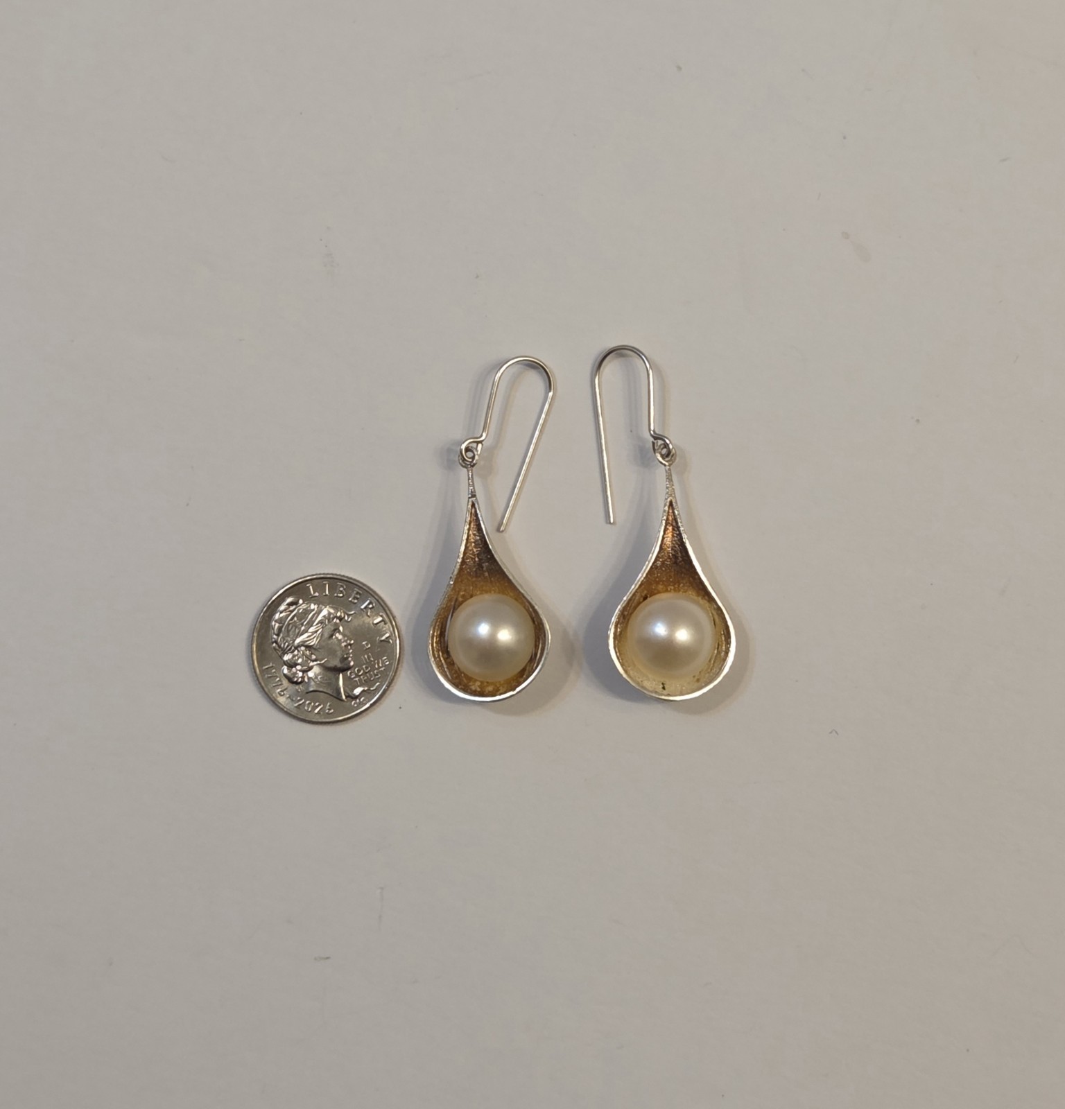 Vintage White Pearl Sterling Silver Pod Drop Italian Royal Chain RCI Earrings