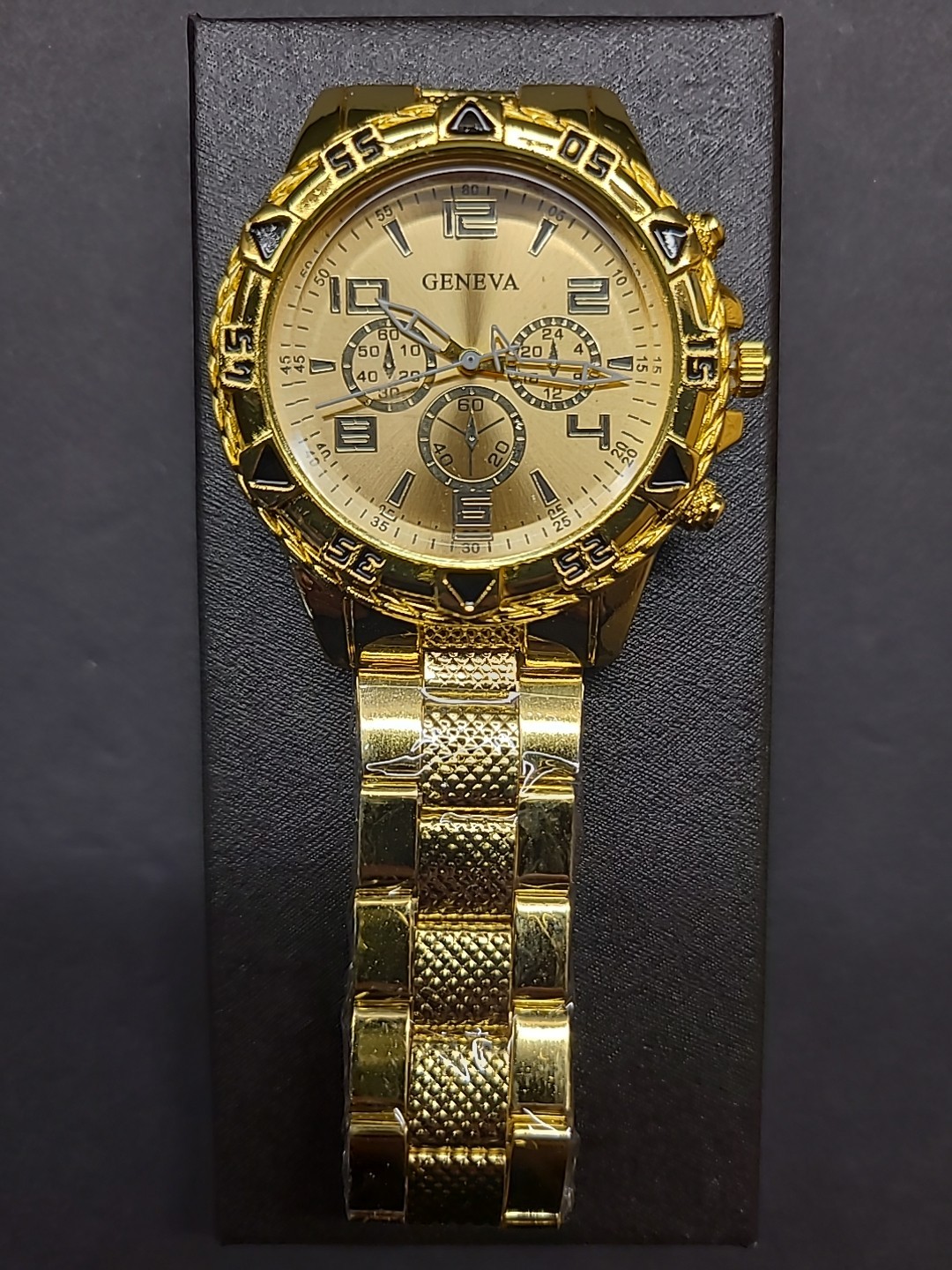 Geneva Men’s Gold Watch With Gold Dial 9 1/2 Inch Band
