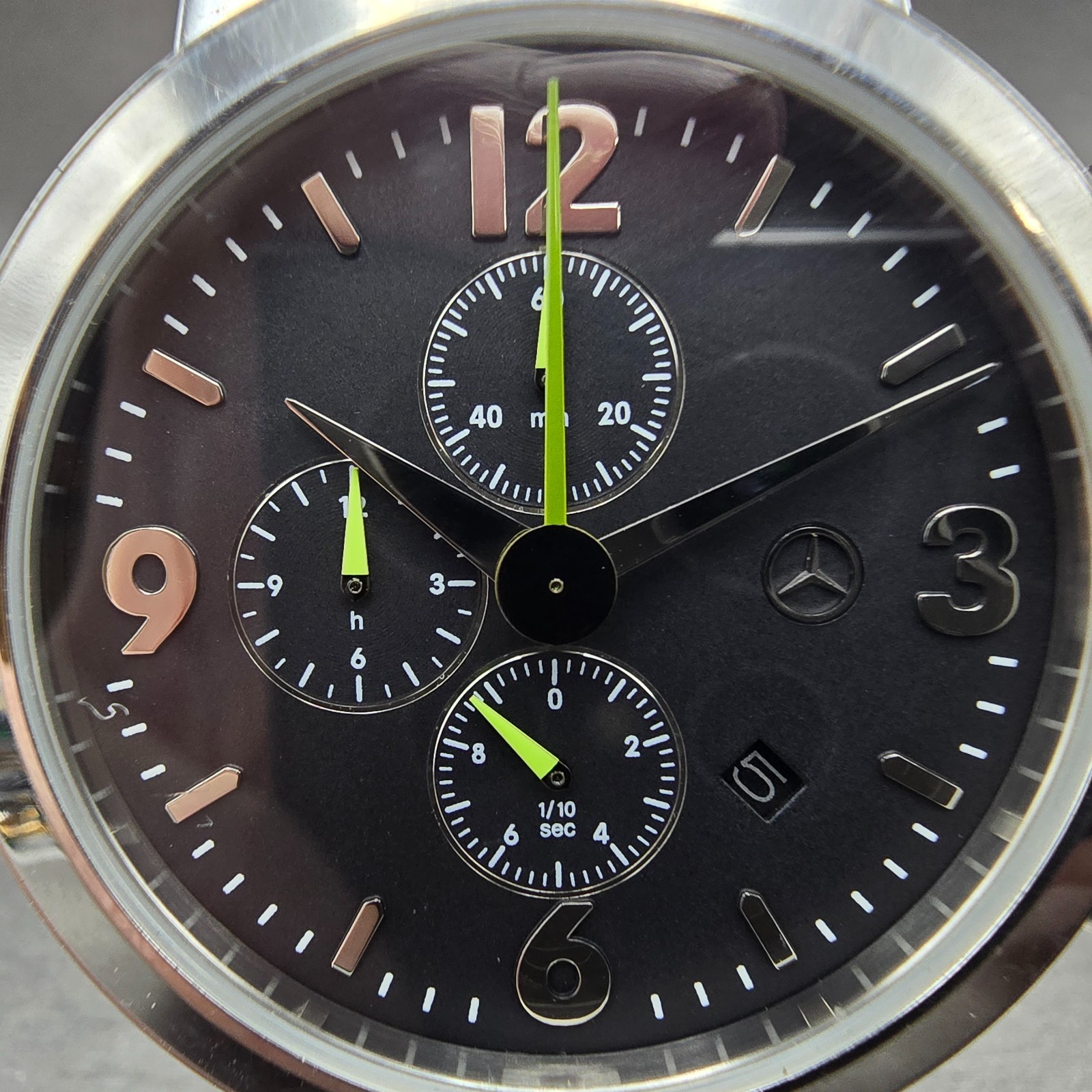 Mercedes Benz Chronograph Watch Men 42mm Black Dial Steel Date Round New Battery