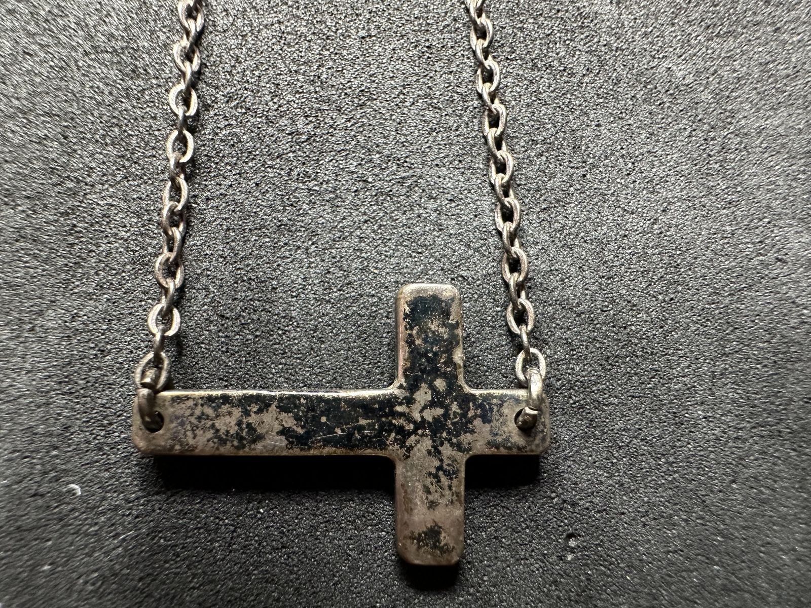 2.85g Vintage Sterling Silver 925 Sideways Cross Pendant Chain Necklace 18 in M