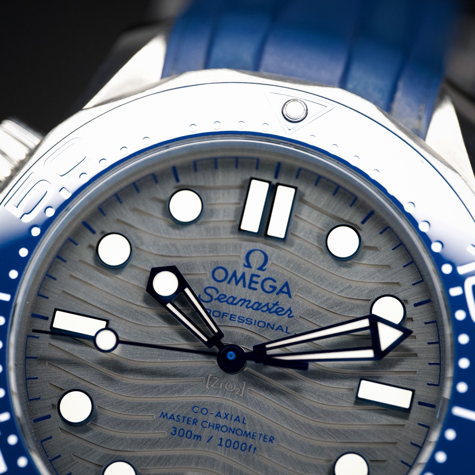 Omega Seamaster Diver 300M 42mm Grey Dial Ceramic Bezel Full Box & Papers