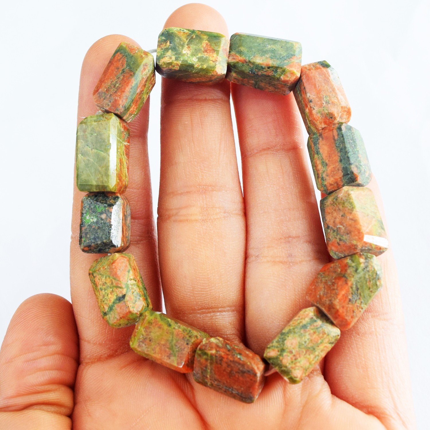Blood Green Unakaite 190.00 Cts Attractive Stretchable Bracelet Beaded RK 175AZ1