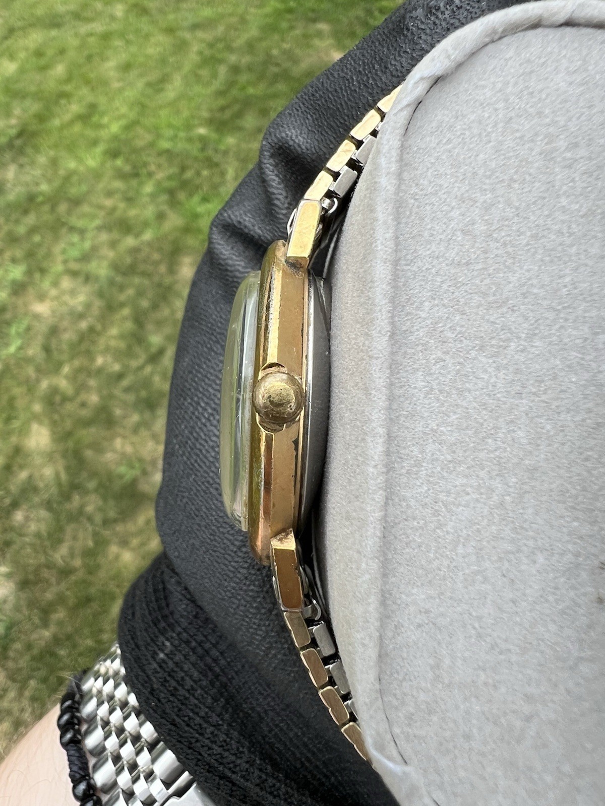 Vintage Timex Dynabeat Electric Expansion Bracelet Men’s Watch – Needs Battery