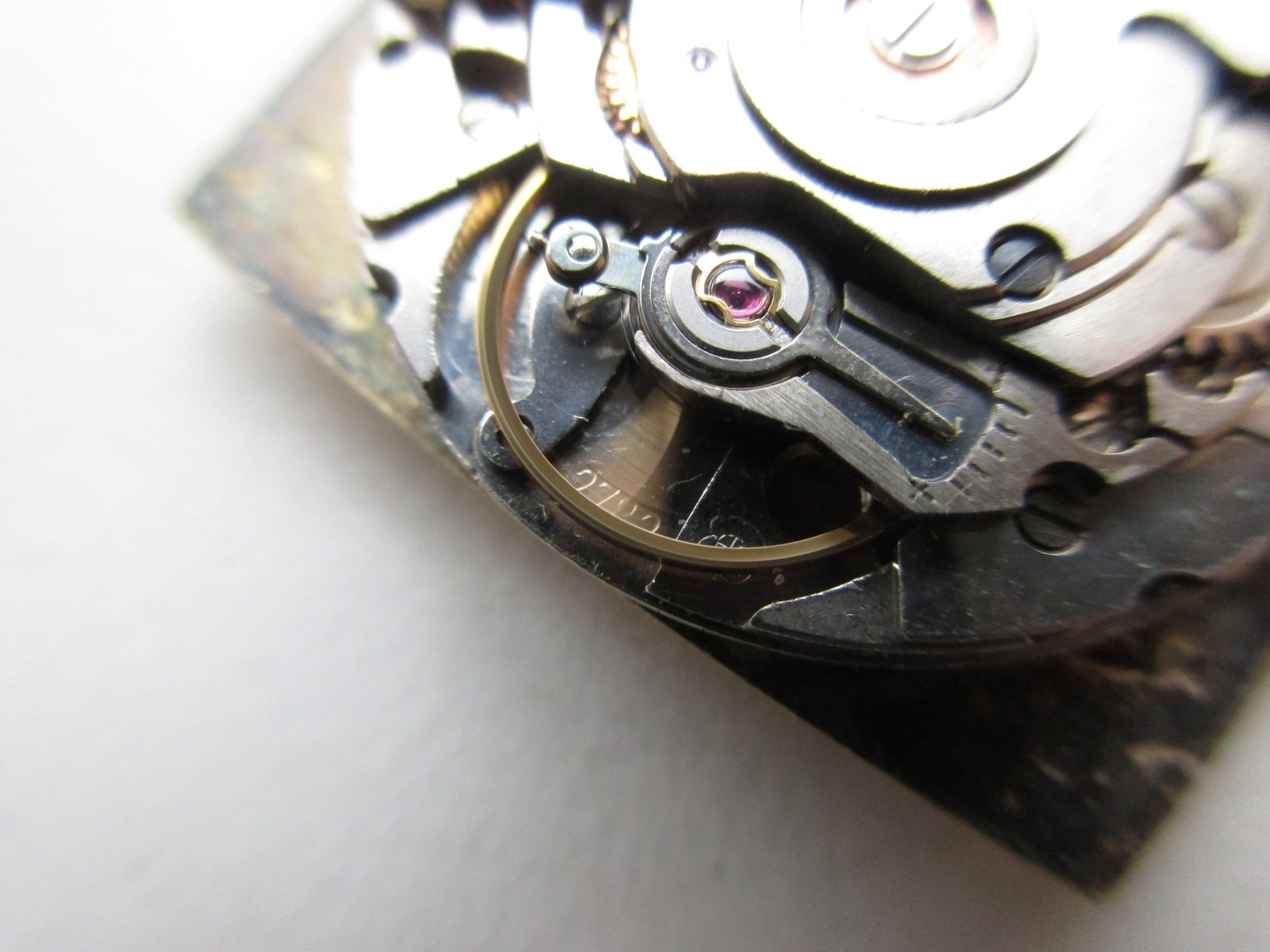 ETA cal. 2783 Swiss automatic 25 jewels watch movement – date at 3 – running