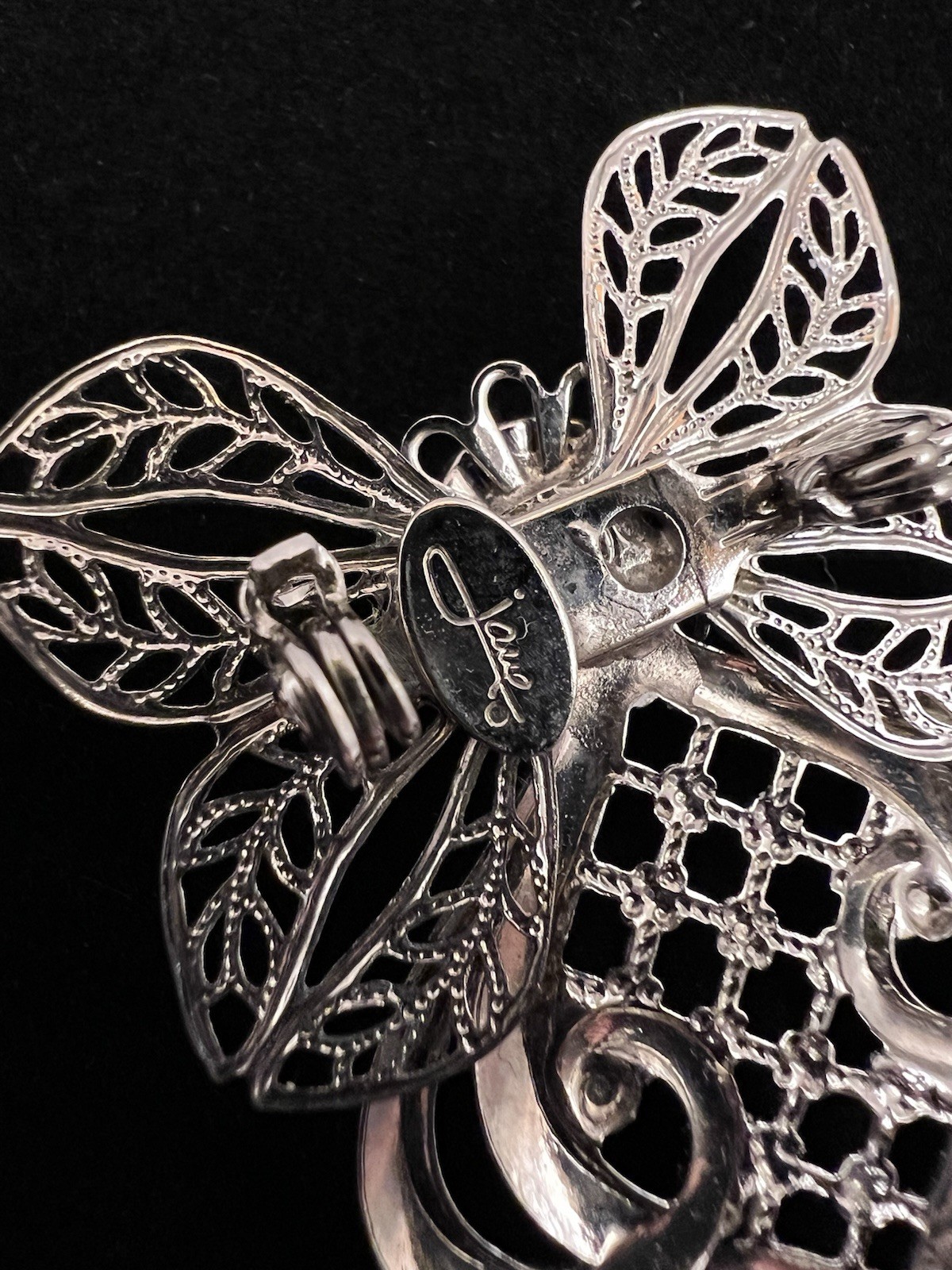 Vintage Angel Pin Brooch Jewelry Clear Rhinestone Silver Tone Signed “jane”