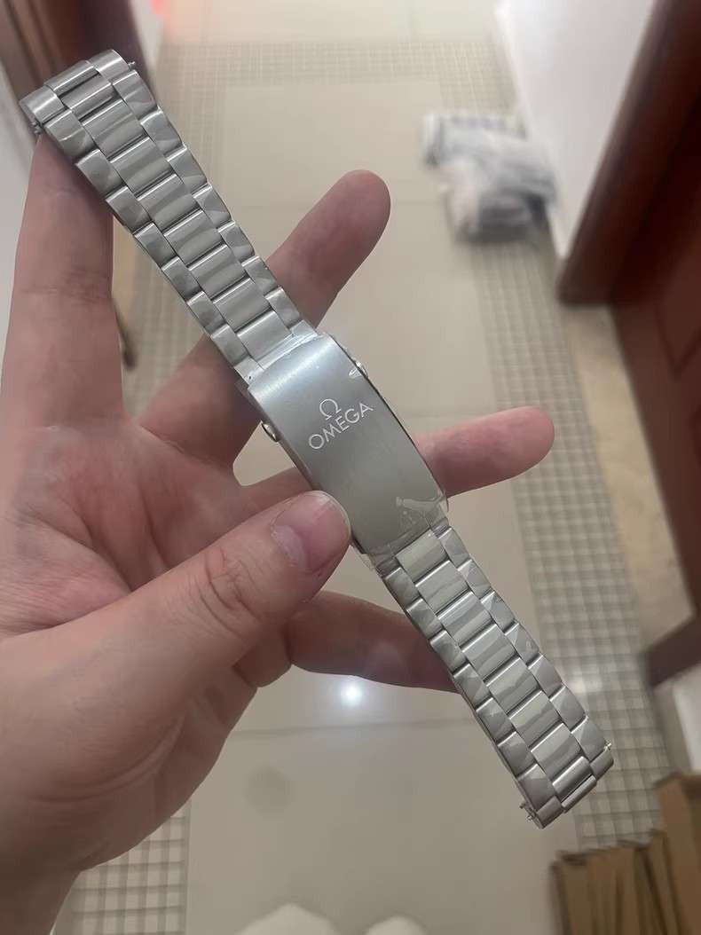 Omega 215.92.40.20.01.001 21mm Original Stainless Steel Bracelet
