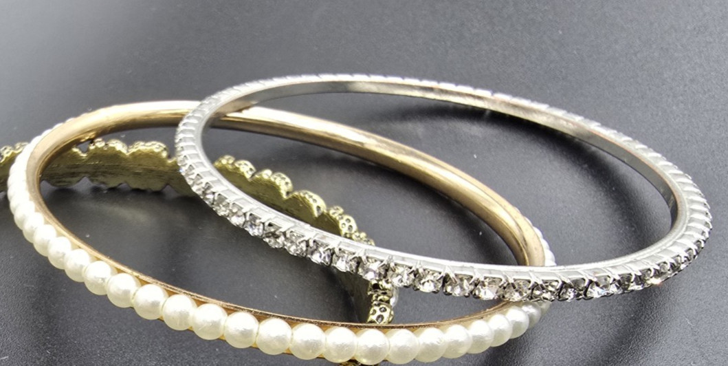 3 pc Mixed Brasstone White Bead Bracelet SET (B4) FLOWERS AND ELEGANCE