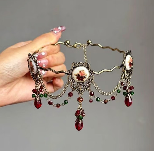 Vintage floral embossed choker, red teardrop-shaped crystal tassel Victoria neck